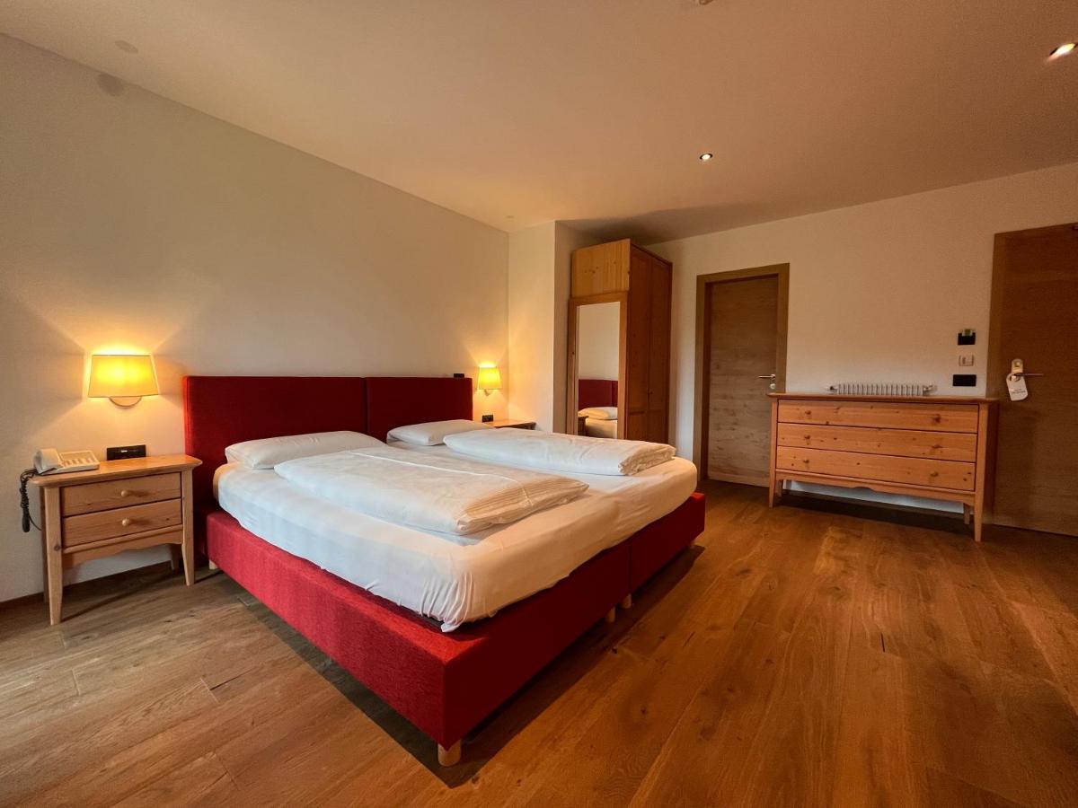 Hotel Krondlhof บรูนิโก ภายนอก รูปภาพ