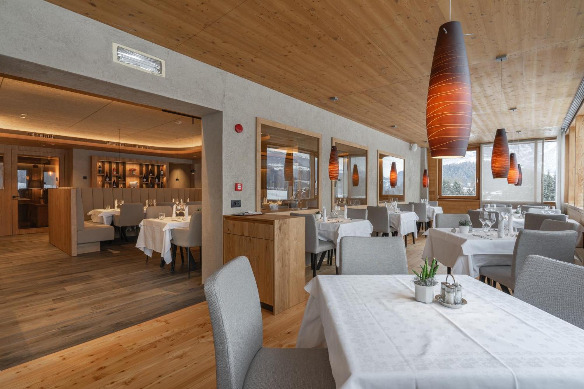Hotel Krondlhof บรูนิโก ภายนอก รูปภาพ